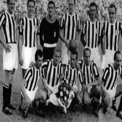 Juventus FC 1952 - 53 Maillot de Foot Rétro