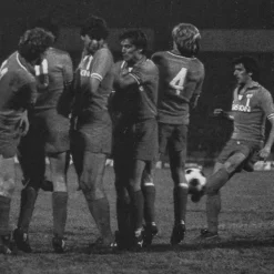 Juventus FC 1983 Away Retro Maillot de Foot Rétro